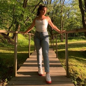 Meet your Posher, Ang